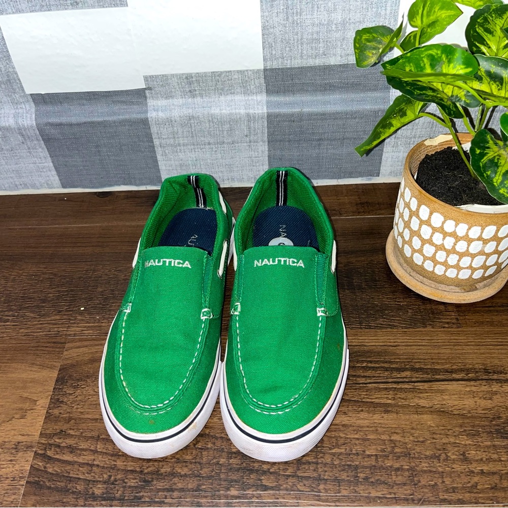 Men’s Náutica Doubloon slip on boat shoes